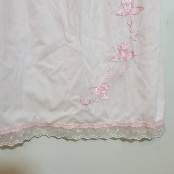 ❤️Vintage 70's Pastel Pink Lace Floral Embroidered Scallop Trim Skirt Slip - Picture 3 of 7